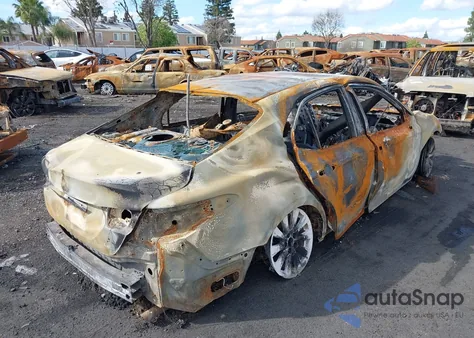 2019 Toyota Camry Le z USA, uszkodzony, nr VIN 4T1B11HK4KU775152